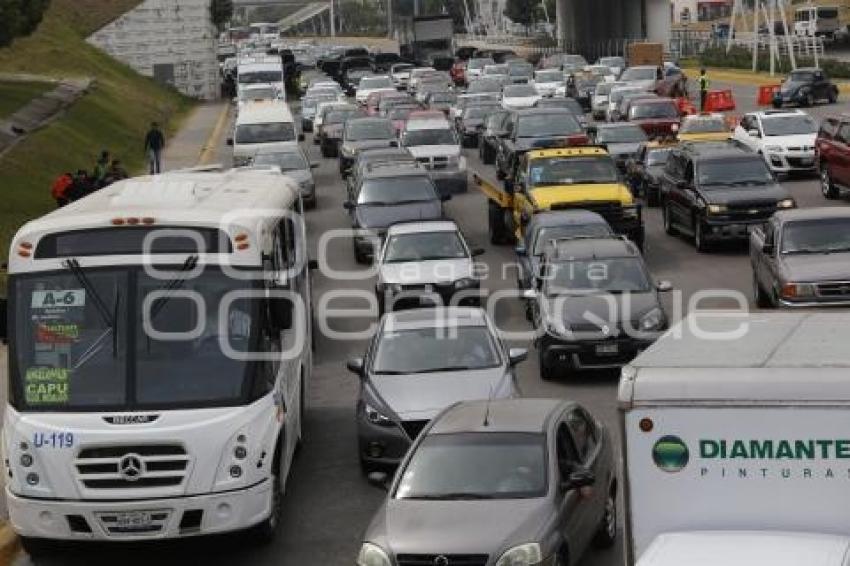 NODO VIAL ATLIXCAYOTL . TRÁFICO