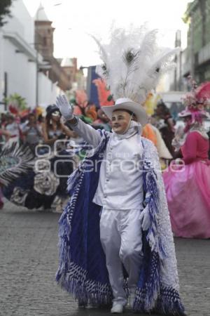 DESFILE DE HUEHUES