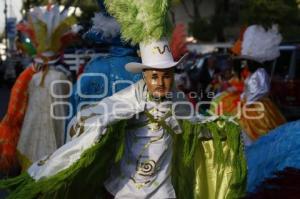 DESFILE DE HUEHUES