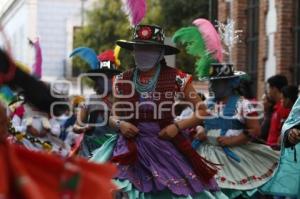 DESFILE DE HUEHUES