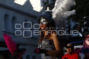 DESFILE DE HUEHUES