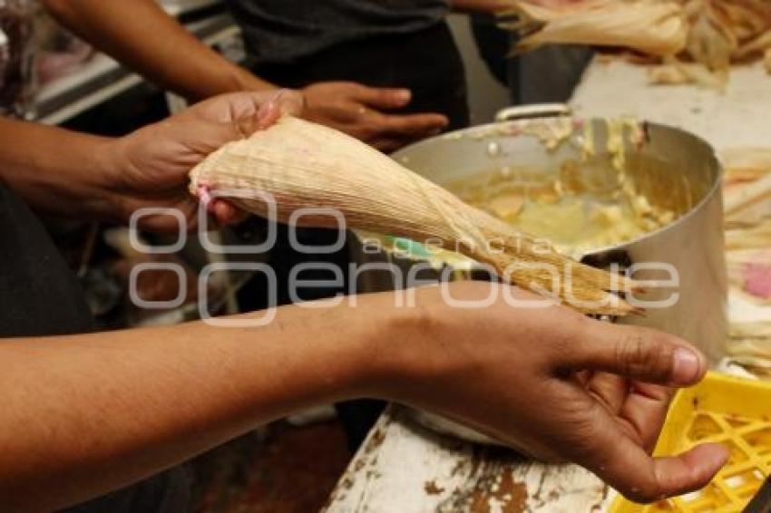 ELABORACIÓN DE TAMALES