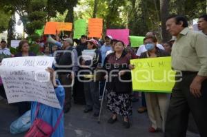 MANIFESTACIÓN . COMERCIANTES 