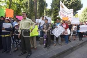 MANIFESTACIÓN . COMERCIANTES 