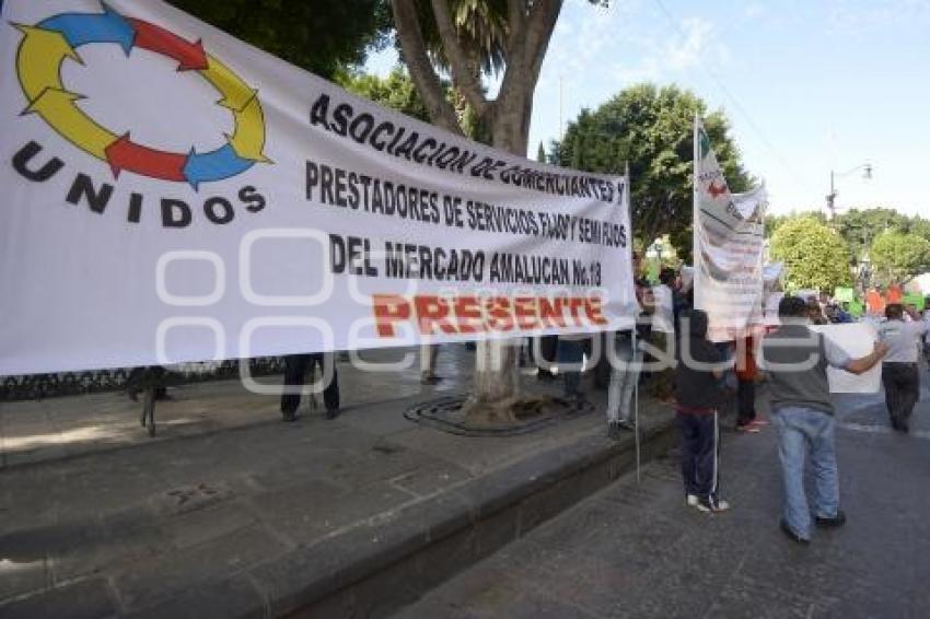 MANIFESTACIÓN . COMERCIANTES 