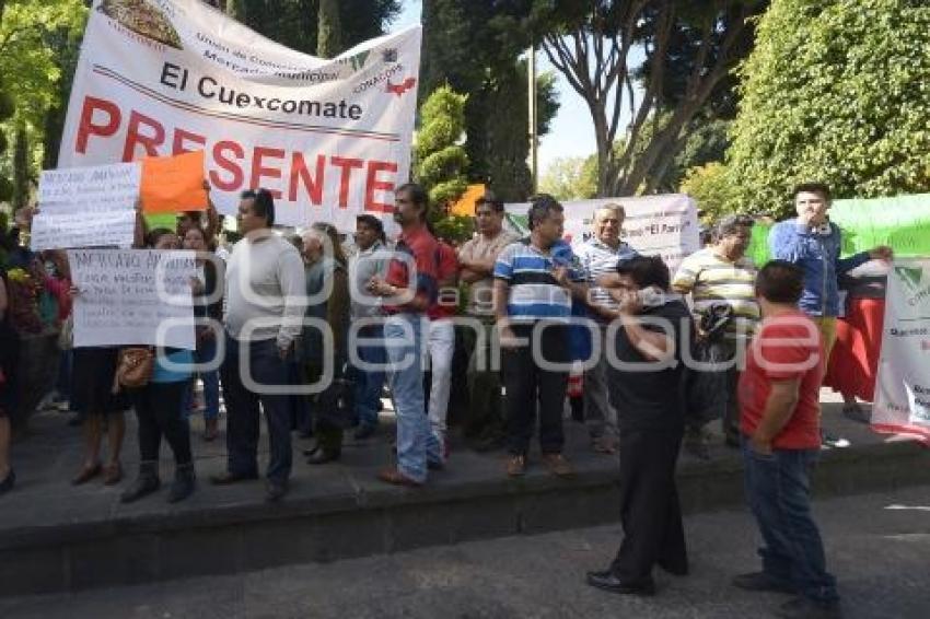 MANIFESTACIÓN . COMERCIANTES 