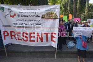 MANIFESTACIÓN . COMERCIANTES 