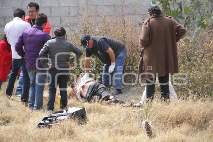 TEHUACÁN . MUERTO LOTE BALDÍO