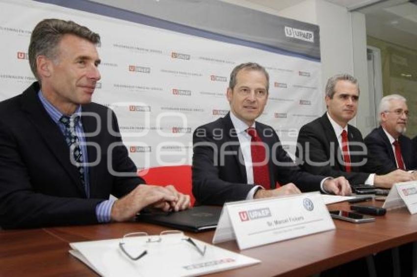 FIRMA DE CONVENIO . UPAEP