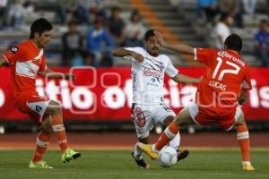 FÚTBOL . LOBOS VS CORRECAMINOS