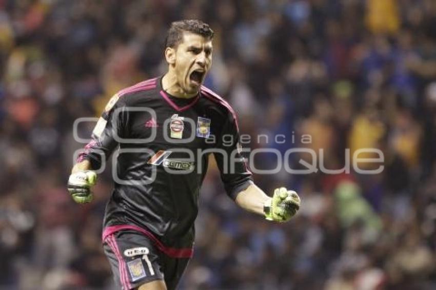 FUTBOL . JAGUARES VS TIGRES