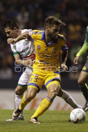 FÚTBOL . JAGUARES VS TIGRES