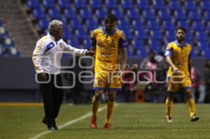 FUTBOL . JAGUARES VS TIGRES