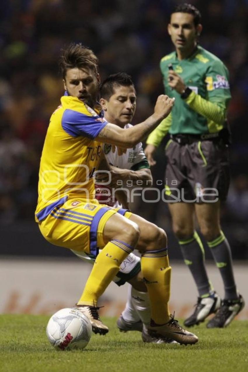 FÚTBOL . JAGUARES VS TIGRES