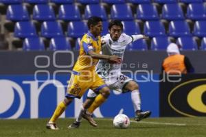 FUTBOL . JAGUARES VS TIGRES