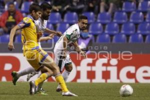 FUTBOL . JAGUARES VS TIGRES