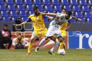 FUTBOL . JAGUARES VS TIGRES