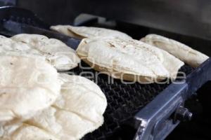 TORTILLAS . ECONOMIA