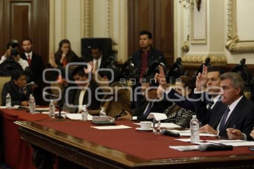 SESIÓN EXTRAORDINARIA DE CABILDO