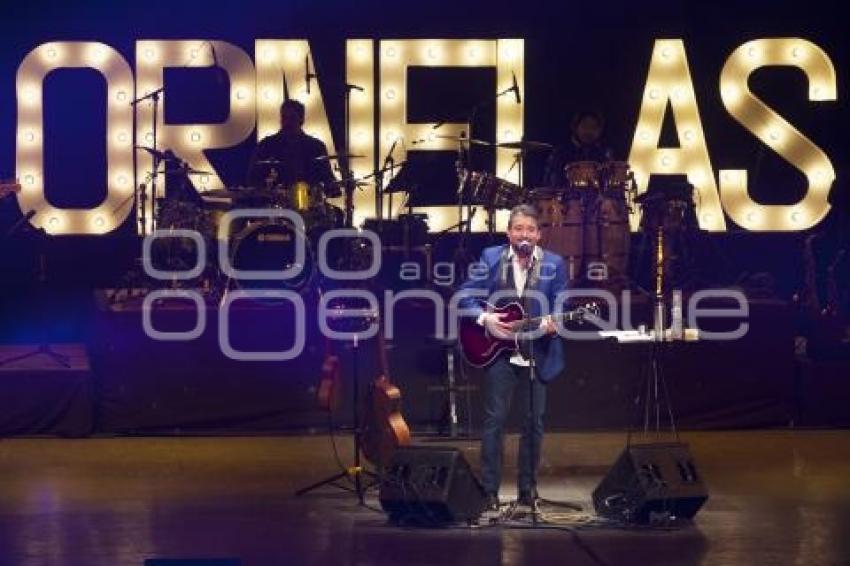 CONCIERTO . RAÚL ORNELAS