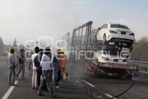 INCENDIO NODRIZA AUTOPISTA PUEBLA MÉXICO