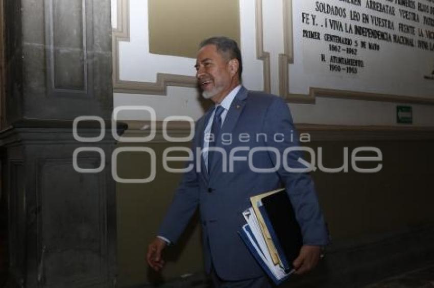 GOBIERNO MUNICIPAL . REUNIÓN AYUNTAMIENTO