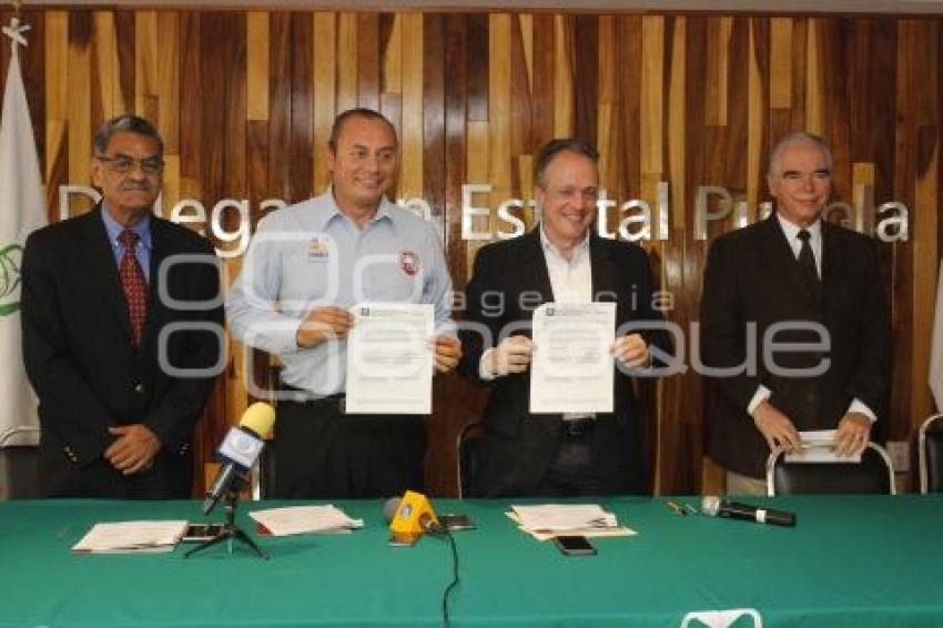 FIRMA DE CONVENIO . IMSS