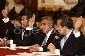 SESIÓN DE CABILDO . LICENCIA TONY GALI