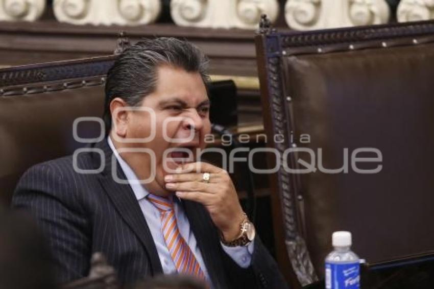 CONGRESO . SESIÓN EXTRAORDINARIA