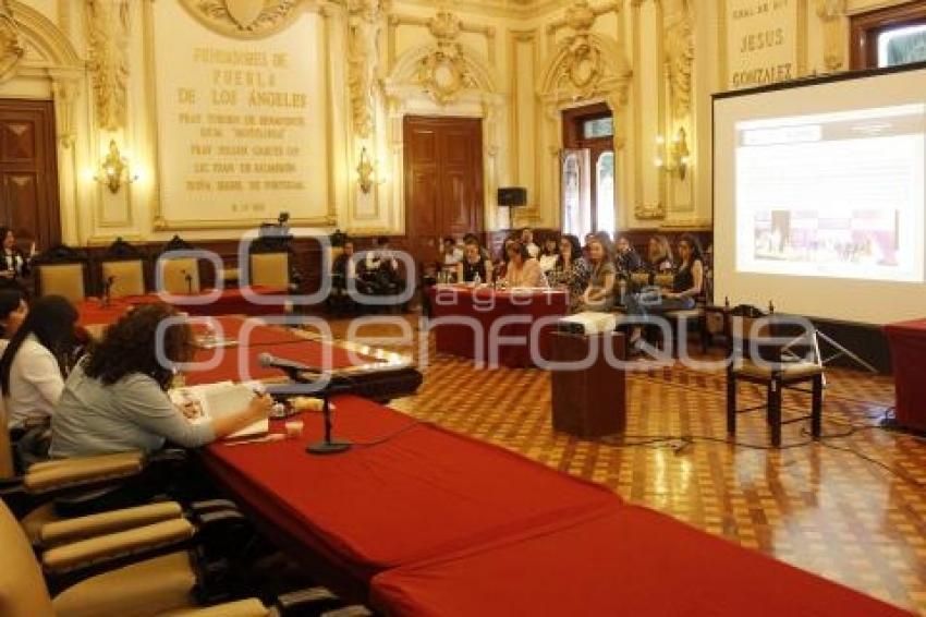 COMPARECENCIA . ROSA MARÍA CARMONA