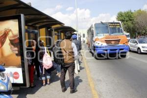 TRANSPORTE PÚBLICO 