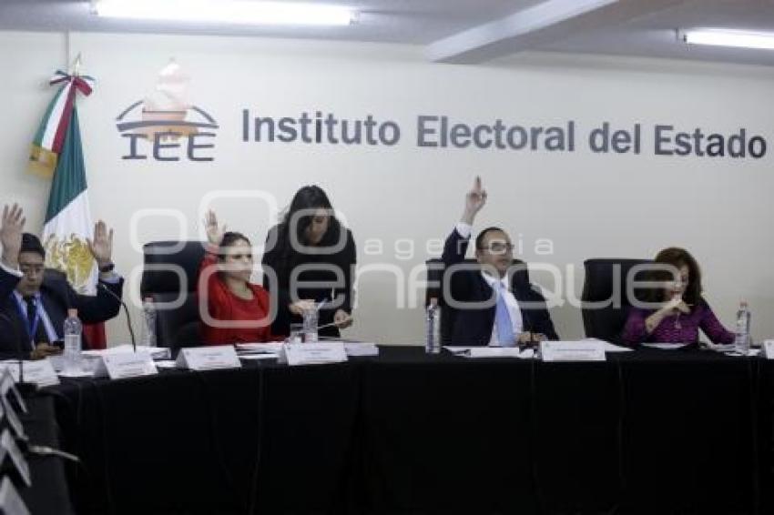 SESIÓN IEE
