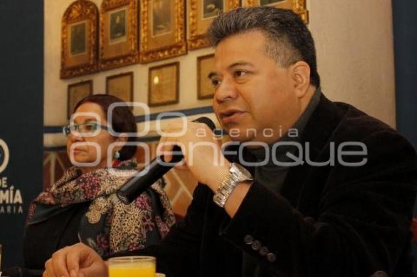 FERIA NACIONAL DEL LIBRO