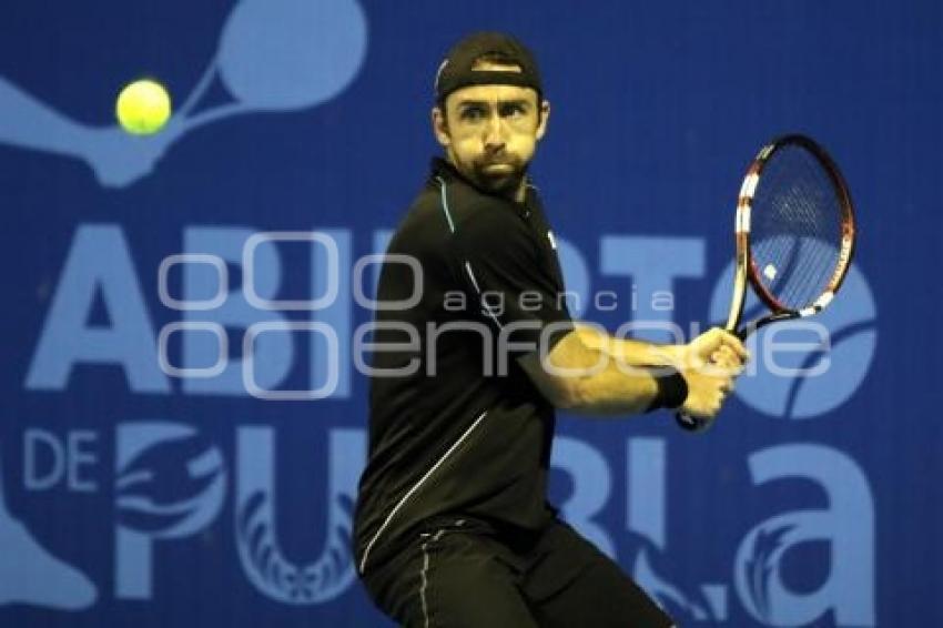 TENIS . BENJAMIN BECKER VS PEDRO CACHIN