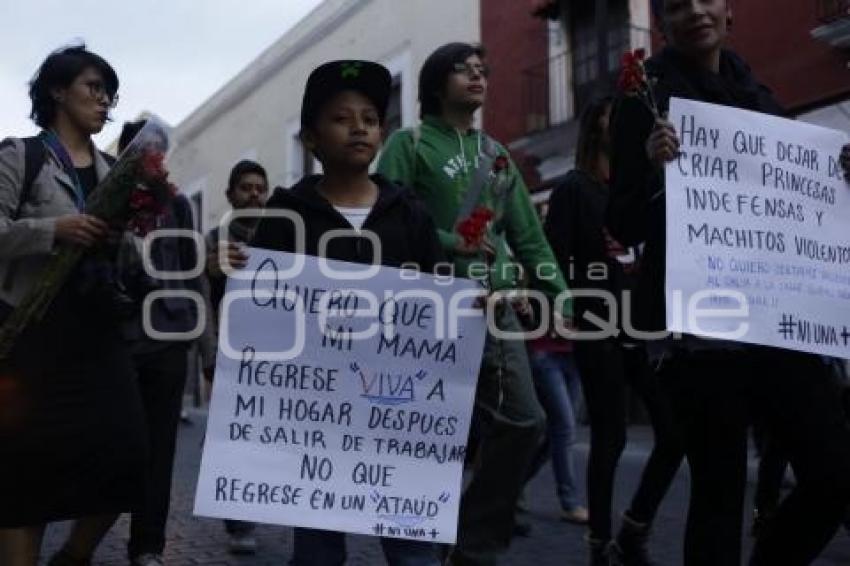 MANIFESTACIÓN DÍA DE LA MUJER