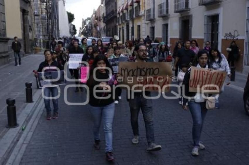 MANIFESTACIÓN DÍA DE LA MUJER