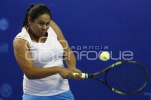 TENIS . RICHEL HOGENKAMP VS CAROLINA BETANCOURT