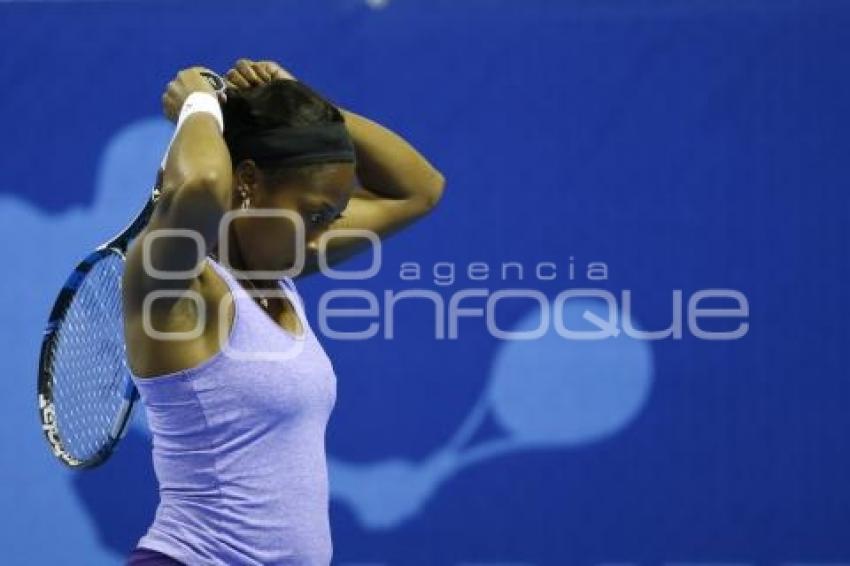 TENIS . VADJA GILCHRIST VS RENATA ZARAZUA