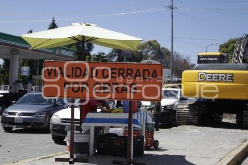 OBRAS . CIERRE DE DISTRIBUIDOR VIAL CHOLULA