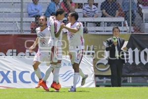 FUTBOL . LEONES NEGROS VS LOBOS BUAP