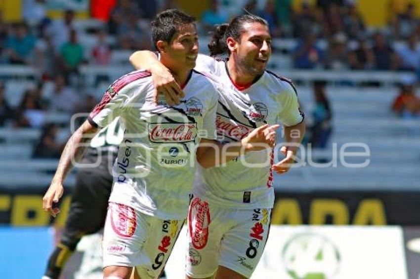 FUTBOL . LEONES NEGROS VS LOBOS BUAP