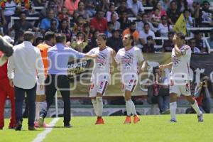 FUTBOL . LEONES NEGROS VS LOBOS BUAP