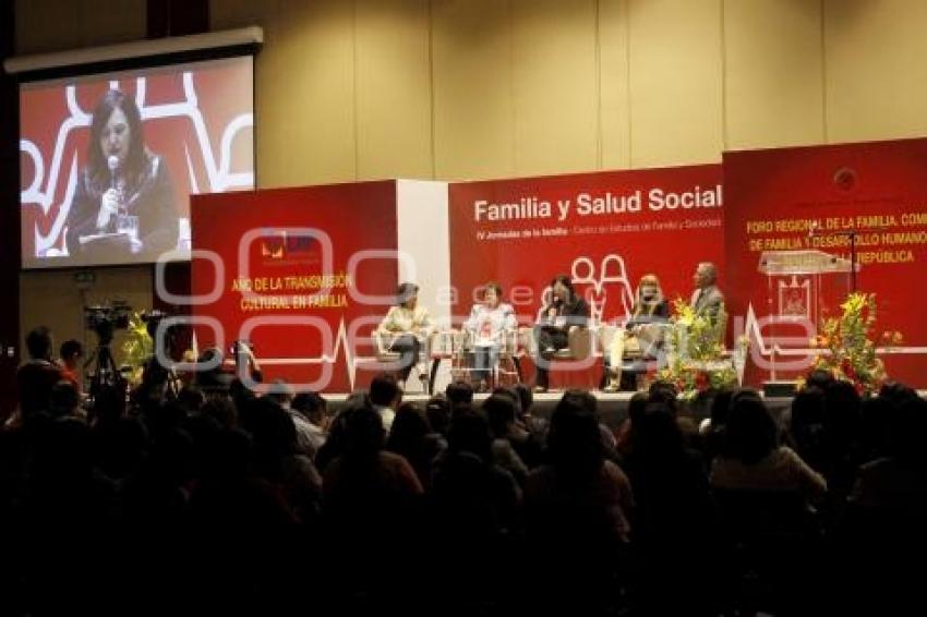 FAMILIA Y SALUD SOCIAL