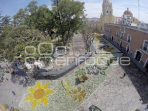 SEMANA SANTA . TAPETE FLORAL . ATLIXCO