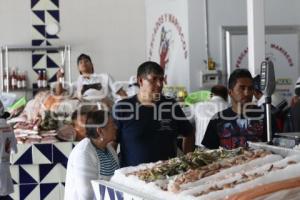 MERCADO DE PESCADOS Y MARISCOS