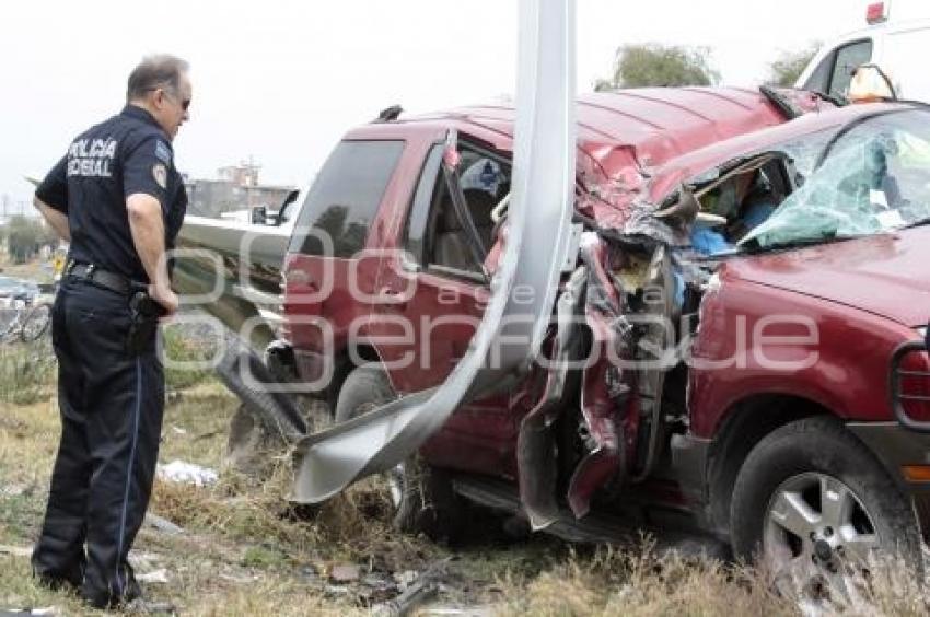 ACCIDENTE AUTOPISTA . TEXMELUCAN