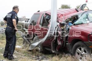 ACCIDENTE AUTOPISTA . TEXMELUCAN