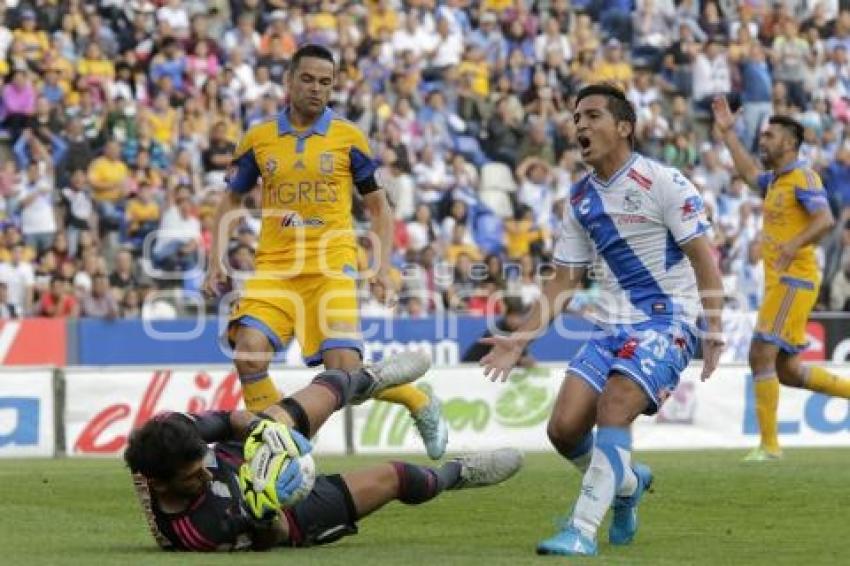FÚTBOL . PUEBLA FC VS TIGRES