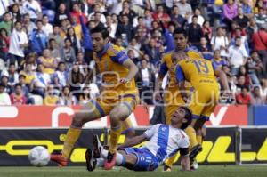 FÚTBOL . PUEBLA FC VS TIGRES