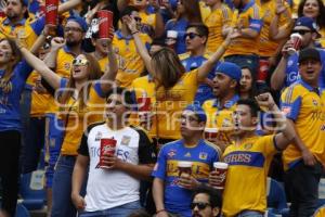 FÚTBOL . PUEBLA FC VS TIGRES